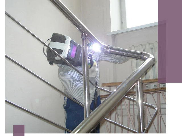 Монтаж перил и ограждений качественно в Южноуральске