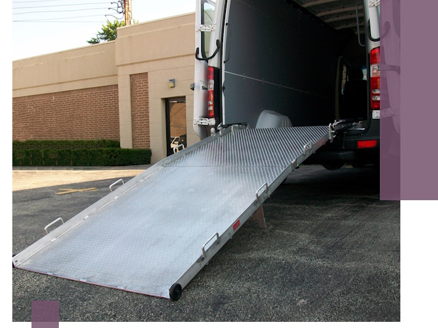 Мобильные пандусы в Южноуральске — производство, монтаж и аренда