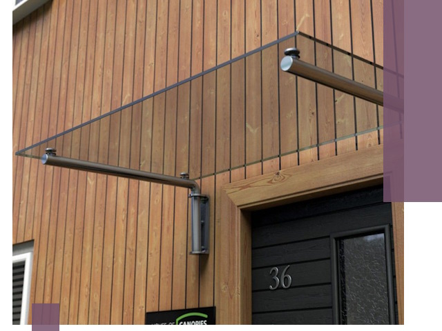 Стеклянные козырьки на входы и фасады в Южноуральске